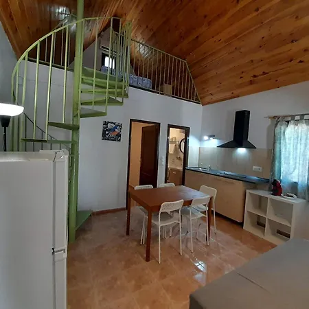 La Pedrera キャンプ場 3*